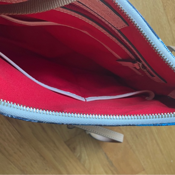 Disney Parks Dooney & Bourke Cruise Line Purse - Picture 6 of 6